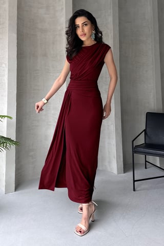TRENDYOLMİLLA Women's Burgundy Plain Maxi Sleeveless Stylish/Night Bodycon Dresses