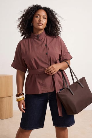 Trendyol Curve Women's Brown Plain Short Regular fit Plus Size Blazers