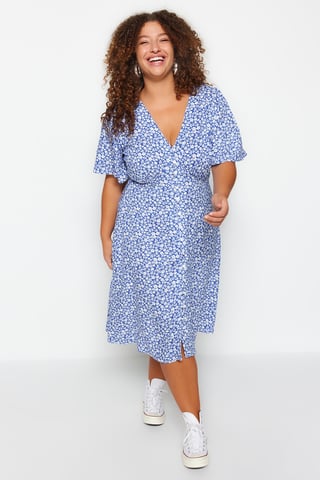 Trendyol Curve Women's Dark blue Floral Midi Short Casual Shirt dress Plus Size Dress
