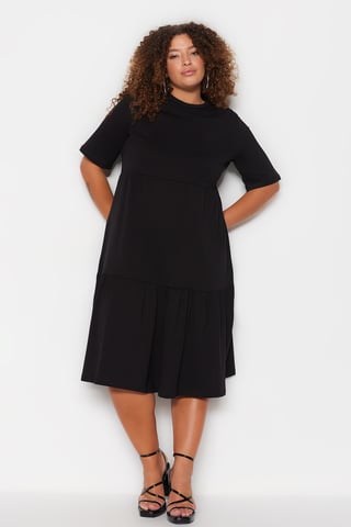 Trendyol Curve Women's Black Plain Midi Short Casual A-line Plus Size Dress