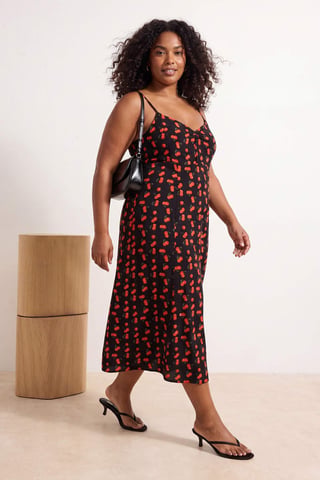 Trendyol Curve Women's Black Geometric pattern Midi Short A-line Plus Size Dress