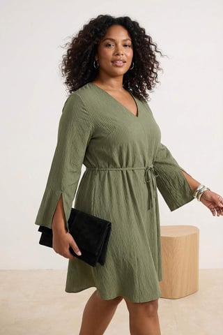 Trendyol Curve Women's Khaki Striped Short / Mini Long Casual A-line Plus Size Dress