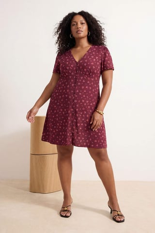 Trendyol Curve Women's Burgundy Floral Short / Mini Short Casual Skater Plus Size Dress