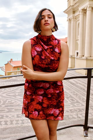 Trendyol Curve Women's Multicolor Floral Short / Mini Sleeveless Casual Skater Plus Size Dress