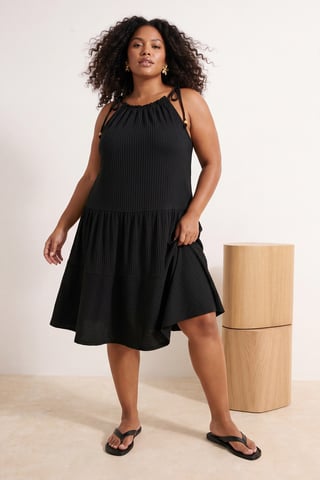 Trendyol Curve Women's Black Plain Short / Mini Sleeveless A-line Plus Size Dress