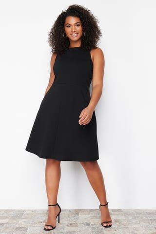 Trendyol Curve Women's Black Plain Short / Mini Sleeveless Casual Skater Plus Size Dress