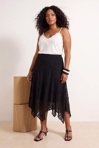 Trendyol Curve Women's Black Plain Midi Asymmetric Plus Size Skirts