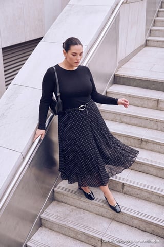 Trendyol Curve Women's Black Polka dot Midi Skater Plus Size Skirts