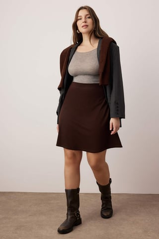 Trendyol Curve Women's Brown Plain Short / Mini A-line A-line Plus Size Skirts