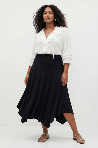 Trendyol Curve Women's Black Plain Midi Plus Size Skirts