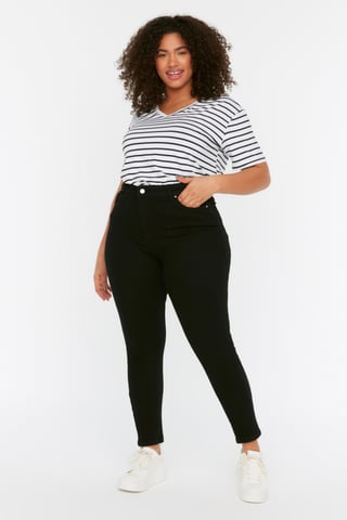 Trendyol Curve Women's Black Plain Skinny High Waist Plus Size Jeans