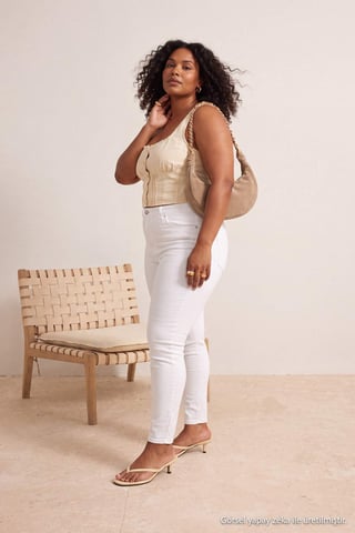 Trendyol Curve Women's White Plain Skinny High Waist Plus Size Jeans