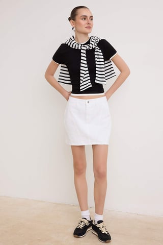 TRENDYOLMİLLA Women's White Plain Short / Mini Pencil skirt Pencil skirt Skirts