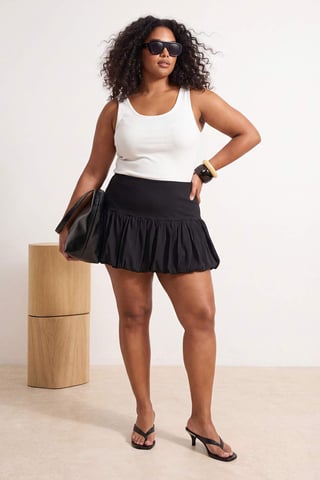 Trendyol Curve Women's Black Plain Short / Mini Plus Size Skirts
