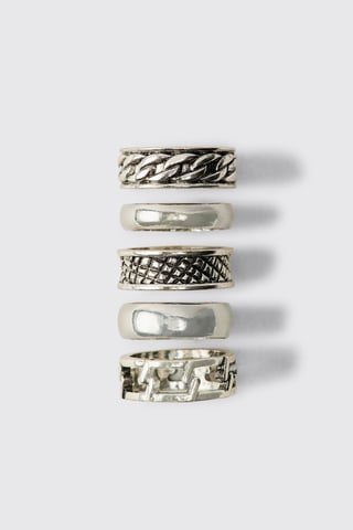 Set van 5 ringen met reliëf