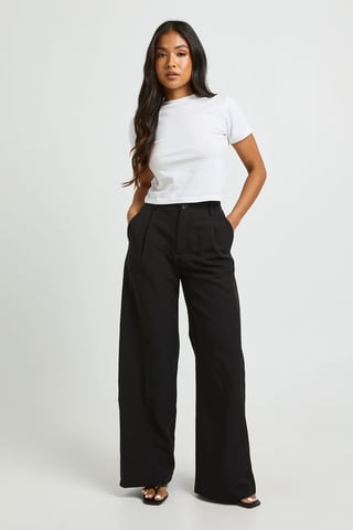 Petite pantalon met wijde pijpen en tailored fit