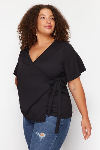 Trendyol Curve Women's Black Plain Short Fitted Plus Size Blouses