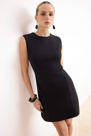 TRENDYOLMİLLA Women's Black Plain Short / Mini Sleeveless A-line Dresses