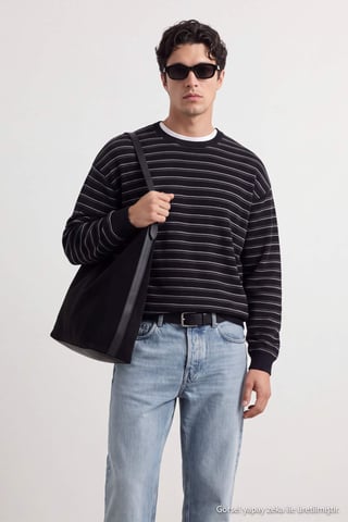 TRENDYOL MAN Men's Black Striped Long Regular fit T-Shirts
