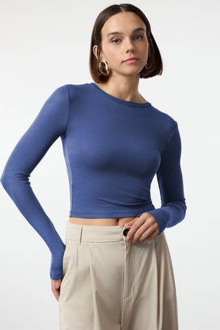 TRENDYOLMİLLA Women's Dark blue Plain Long Fitted Blouses
