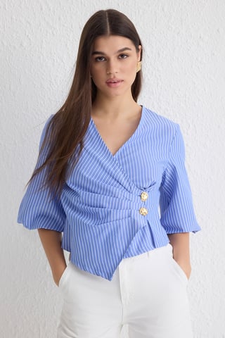 TRENDYOLMİLLA Women's Blue Striped Three-Quarter Sleeve Fitted Blouses