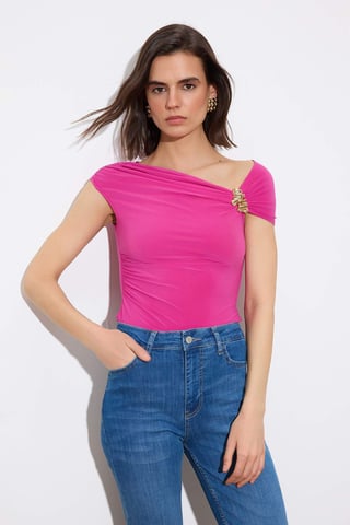 TRENDYOLMİLLA Women's Pink Plain Sleeveless Fitted Blouses
