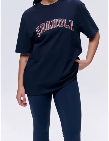 Adanola Varsity T-Shirt Dames Marineblauw Oversized