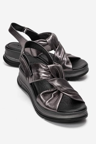 Oara Leather Sandal (Women)