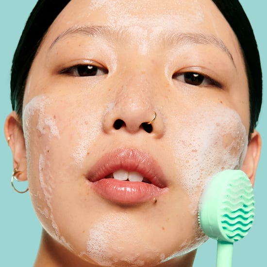 The POREfessional Good Cleanup Foaming Cleanser Mini - Pore-Purifying Gel - Image 3