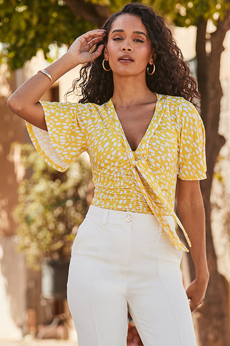 Yellow Fleck Print Ruched Detail Tie Neck Jersey Top