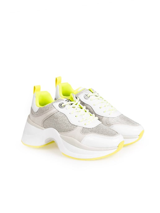 Guess Sneaker Juless Dam Vit - Image 2