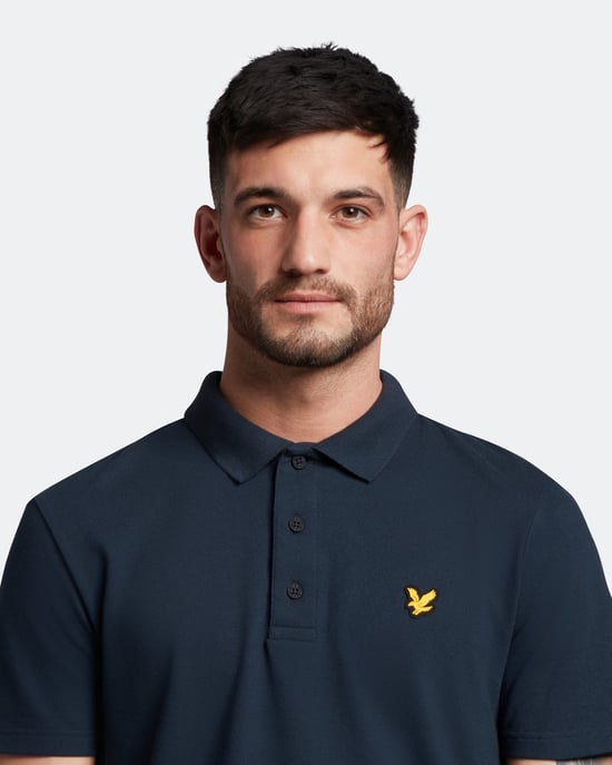 Lyle & Scott Sportkortärmad Polo i Marinblå - Image 4