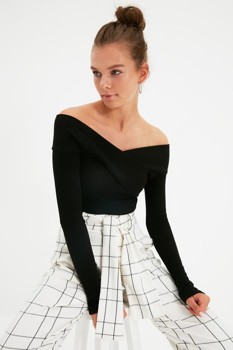 Koel Comfort Romper in Zwart - Image 2