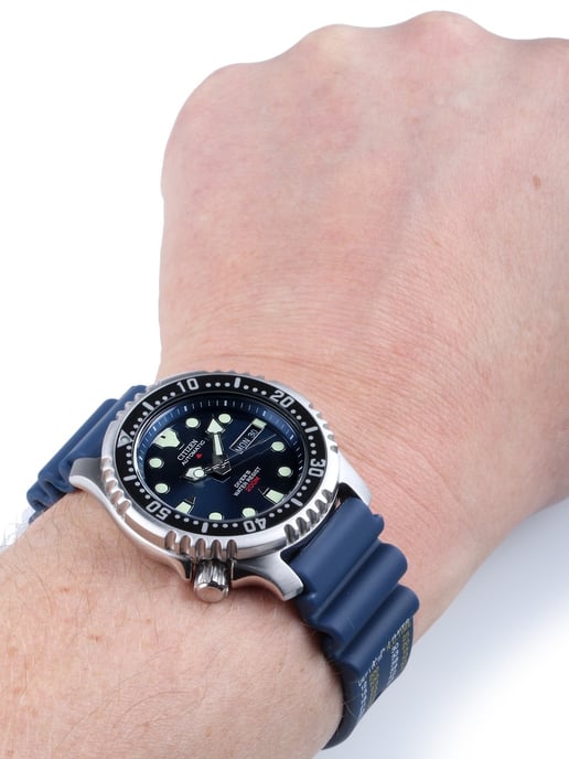 Citizen Promaster Marine Men's Blue Watch NY0040-17LE - Image 5