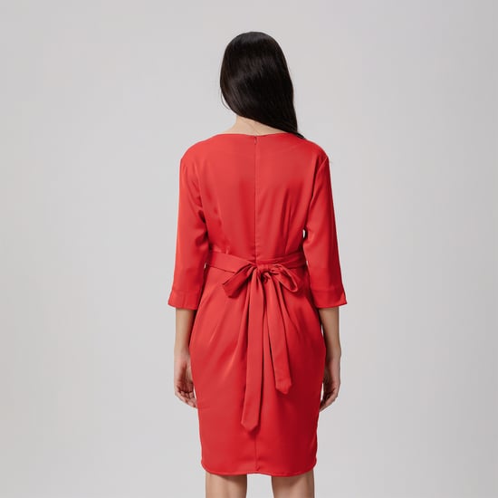 Pegged dress with pleats - Image 6
