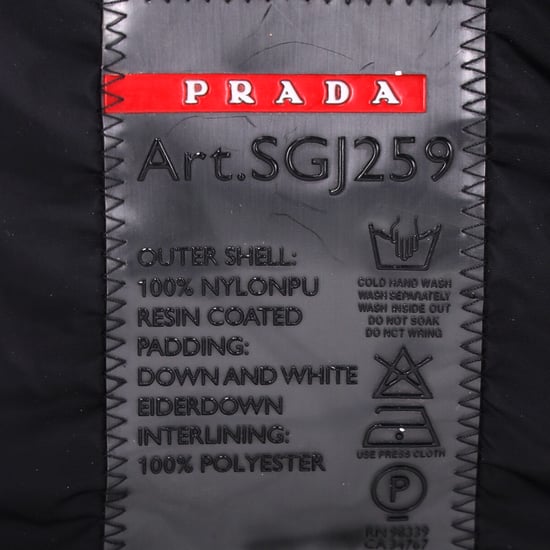 Prada Sport Gevoerde Donsjack met Kap in Zwarte Nylon - Image 5