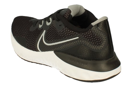 Nike Dames Renew Run Zwarte Sneakers - Image 2