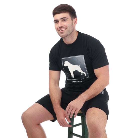 Men's One True Saxon Braice T-Shirt in Black - Image 4