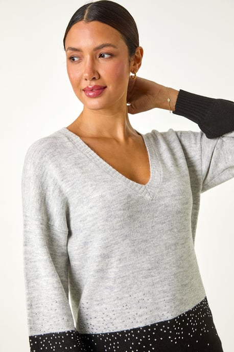 Colour Block V-Neck Boyfriend Jumper