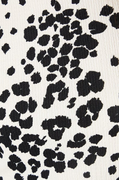 Leopard Puff Shoulder Short Sleeve Top