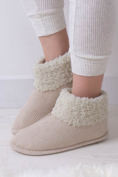 Cream Cable Knit Boot Slippers
