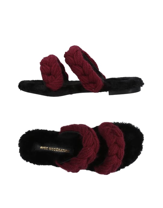 Avec Modération Maroon Sandals