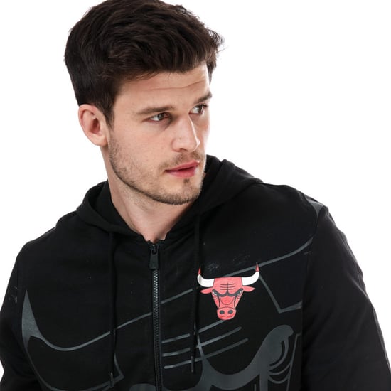Men's New Era Big Logo Chicago Bulls Zip Hoodie in Black