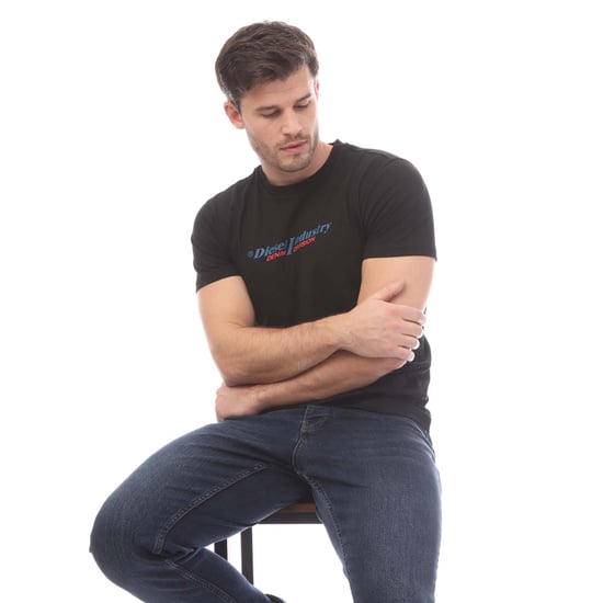 Men's Diesel T-Diegor T-Shirt in Black - Image 5