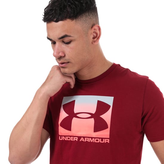 Men's Under Armour UA Boxed Sportstyle T-Shirt in Red