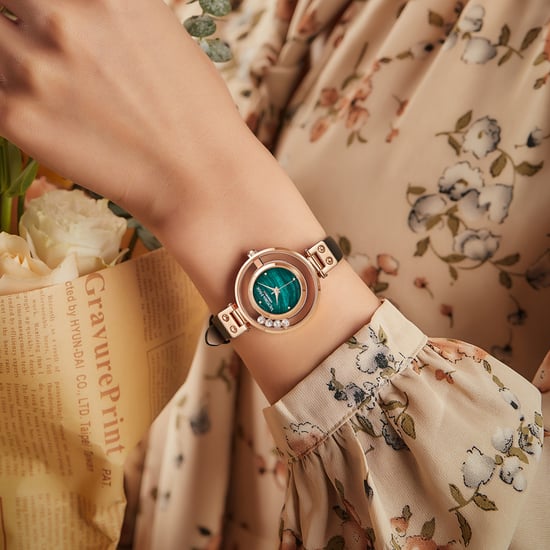 VICTORIA HYDE Ladies Watches Small Dial Analog Quartz Woman Watches with Clear Crystal Elegant Gold Watch for Woman, green black - Image 5