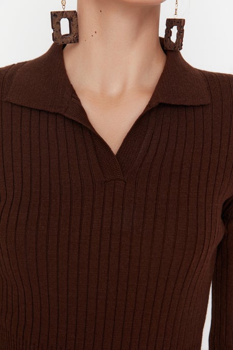 Trendyol Kvinnors Polokrage Bodycon Midi Klänning - Image 4