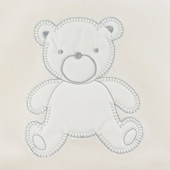 Embroidered blanket on the front 285 for baby
