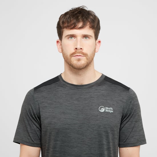 North Ridge Men's Move Lightweight and Breathable T-Shirt, Short Sleeve Baselayer Top