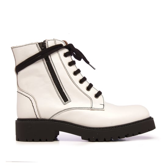 María Barceló Womens Leather Lace-Up Boots in White